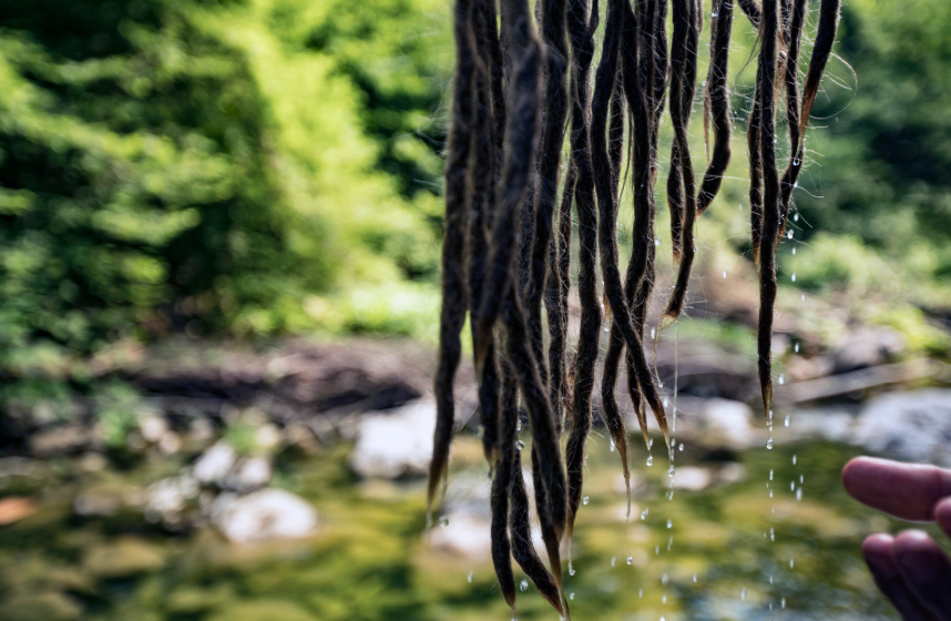 What Causes Sisterlocks Thinning? Try These Treatment Options